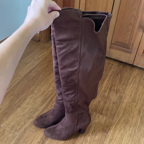 Chinese Laundry Shoes - Chinese Laundry Brown Over the Knee Boots, Size 5.5